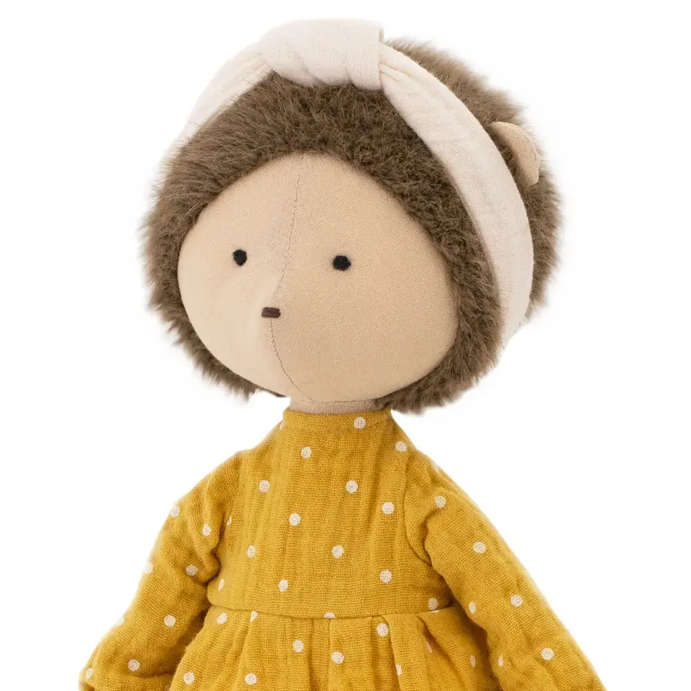 Muñeco Emmy (La Erizo) 4.webp