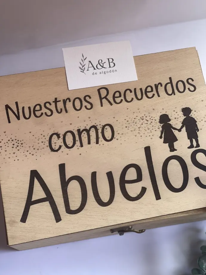 Caja recuerdos - Joaquin y Ana(Abuelos)  (18x10,5x5)